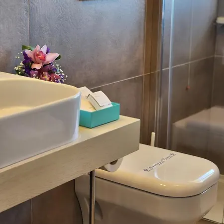 Seataly By W Signature Experiences 3*