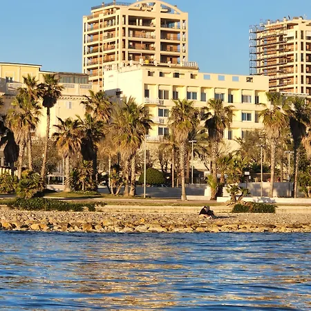 Seataly By W Signature Experiences بيت ضيافة 4*